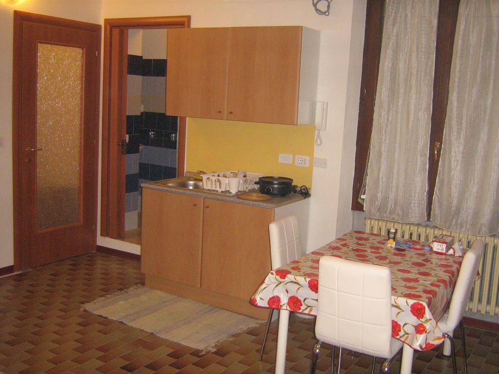 Flat In Milan 3 Daire Oda fotoğraf